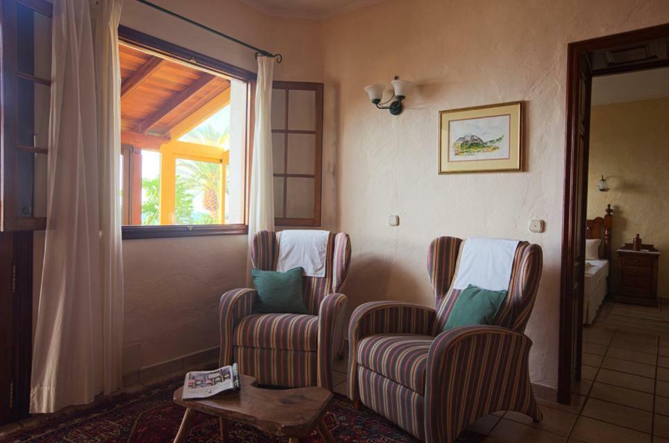 Отель Finca Casa Vieja Санта-Урсула Экстерьер фото